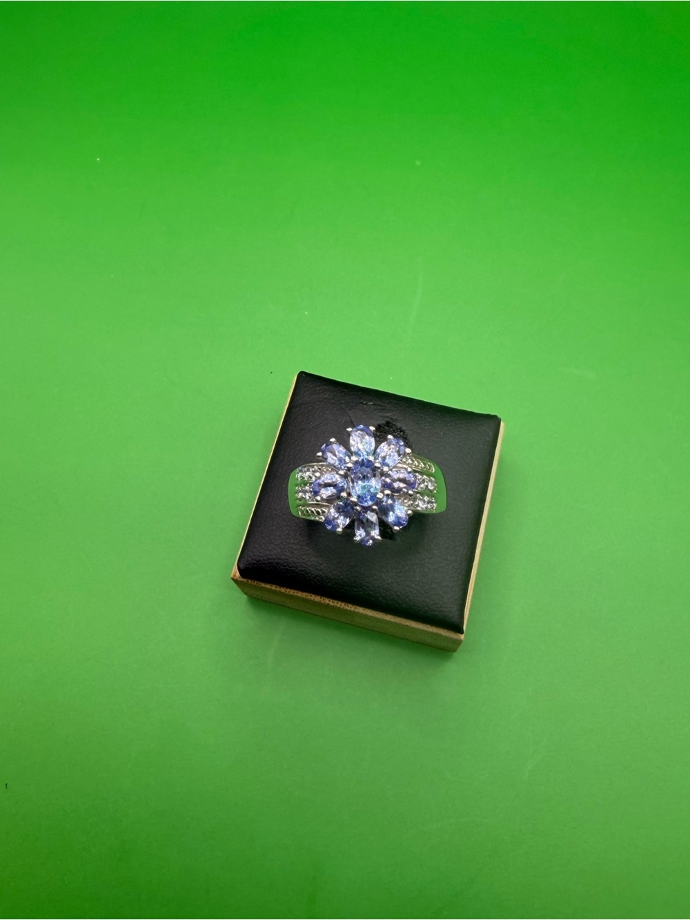 925 Sterling Silver Tanzanite Ring Size 10.